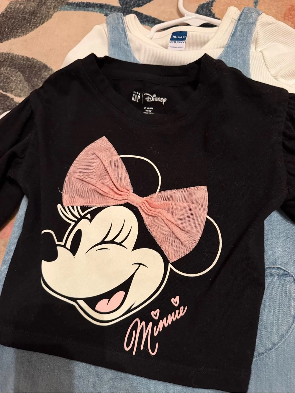 GAP x Disney Black Minnie Mouse Tee with Pink Bow